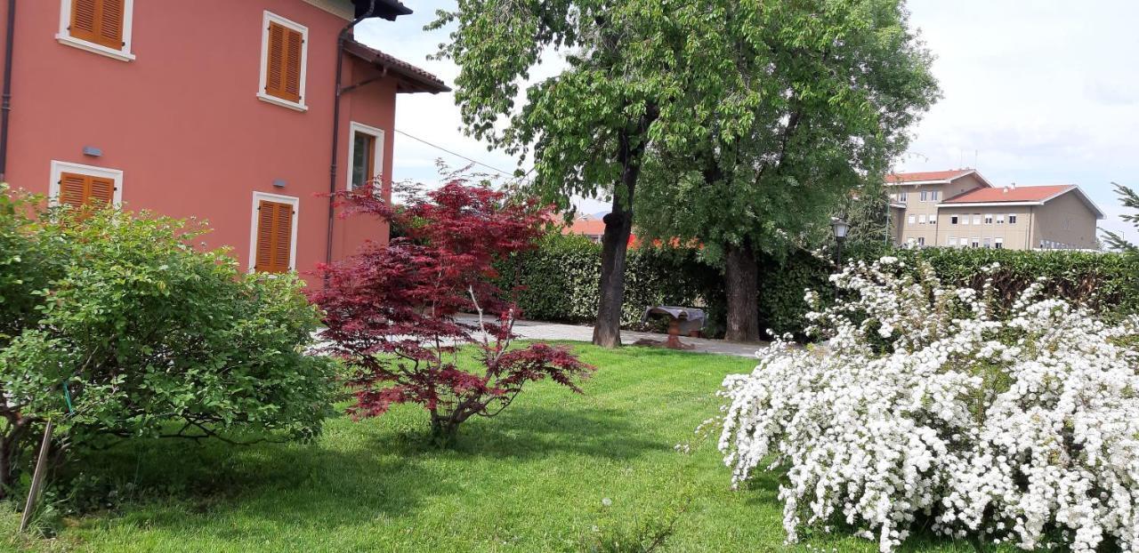 Chiara Apartamento Cuneo Exterior foto
